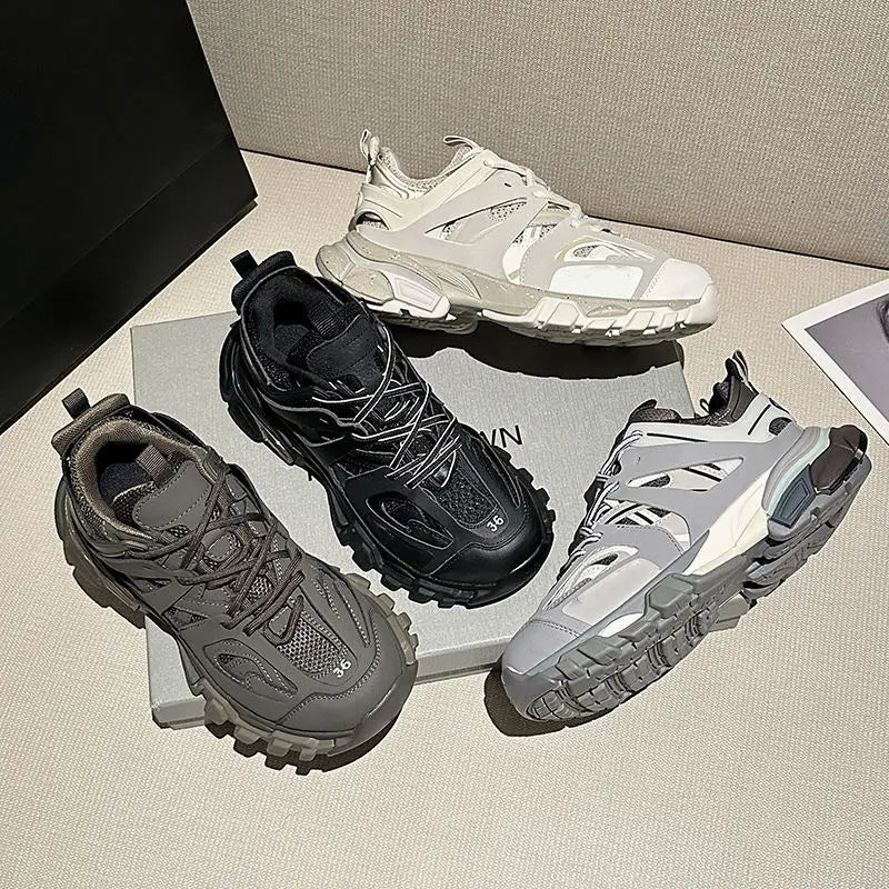 Wholesale Custom Logo LED Thick Sneakers New Heightened Fashion for Men and Women Casual Sports Walking Shoes